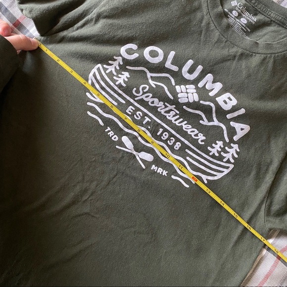 Army green columbia shirt - Picture 5 of 5